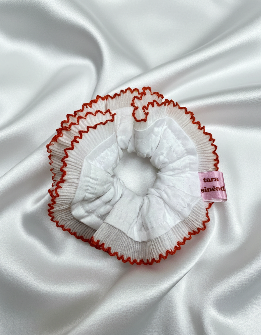 'Snowglobe' Iconic Ruffle - White and Red